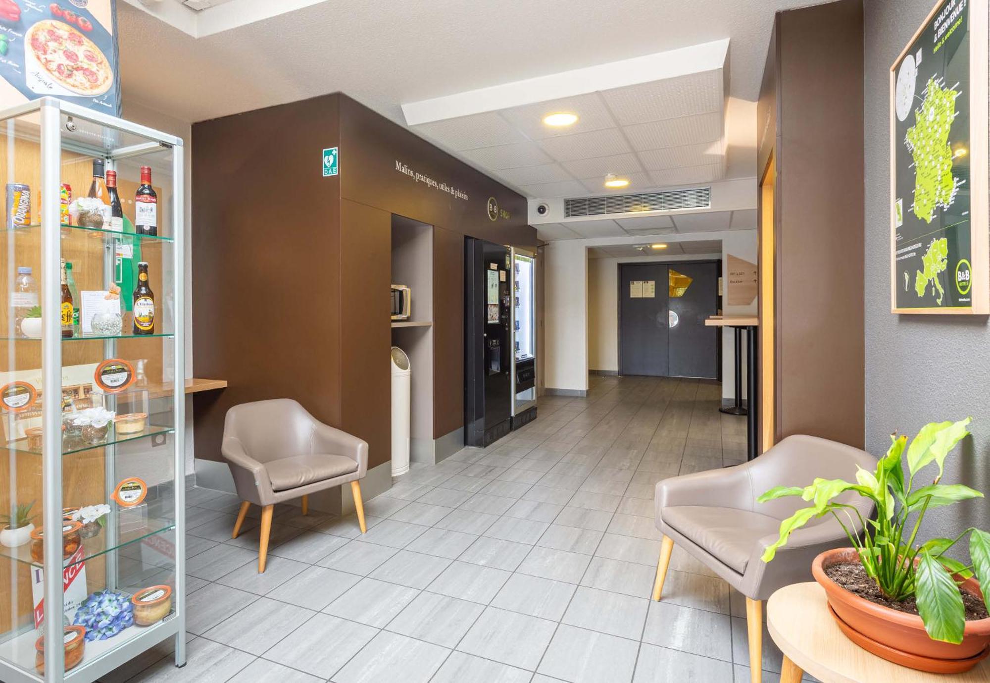 B&B Hotel Chartres Le Coudray Eksteriør bilde