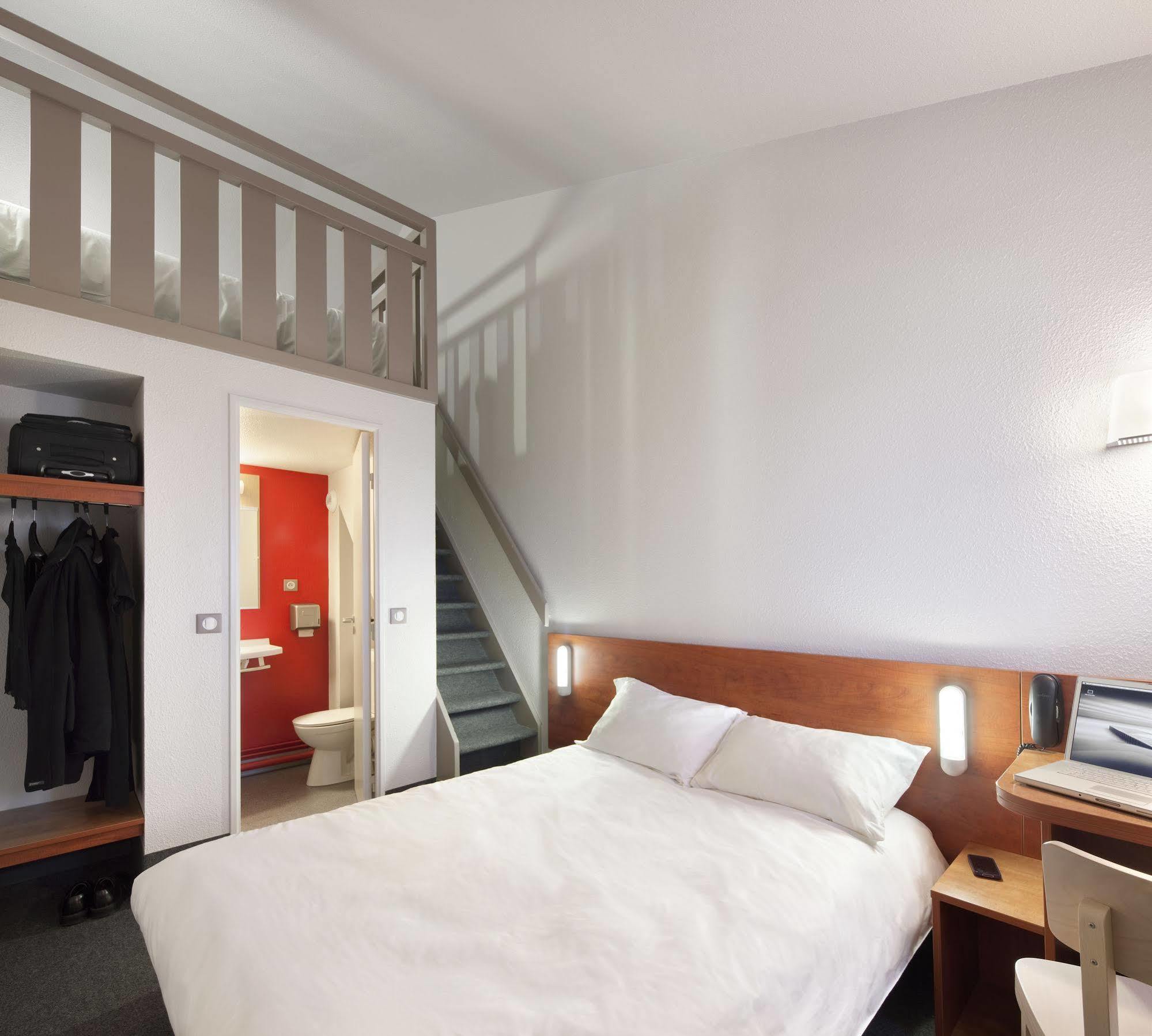 B&B Hotel Chartres Le Coudray Eksteriør bilde